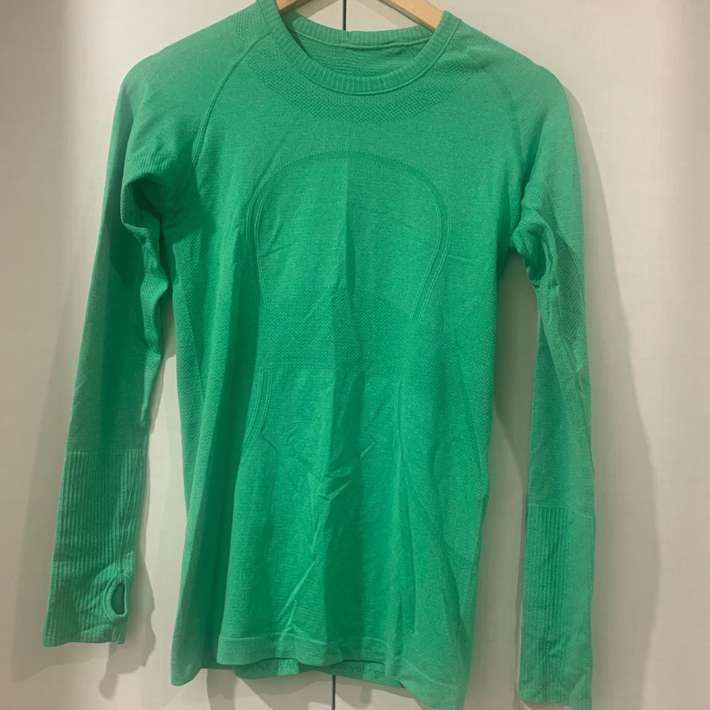 Lululemon Green Scuba Goalie Long Sleeve Swift Top